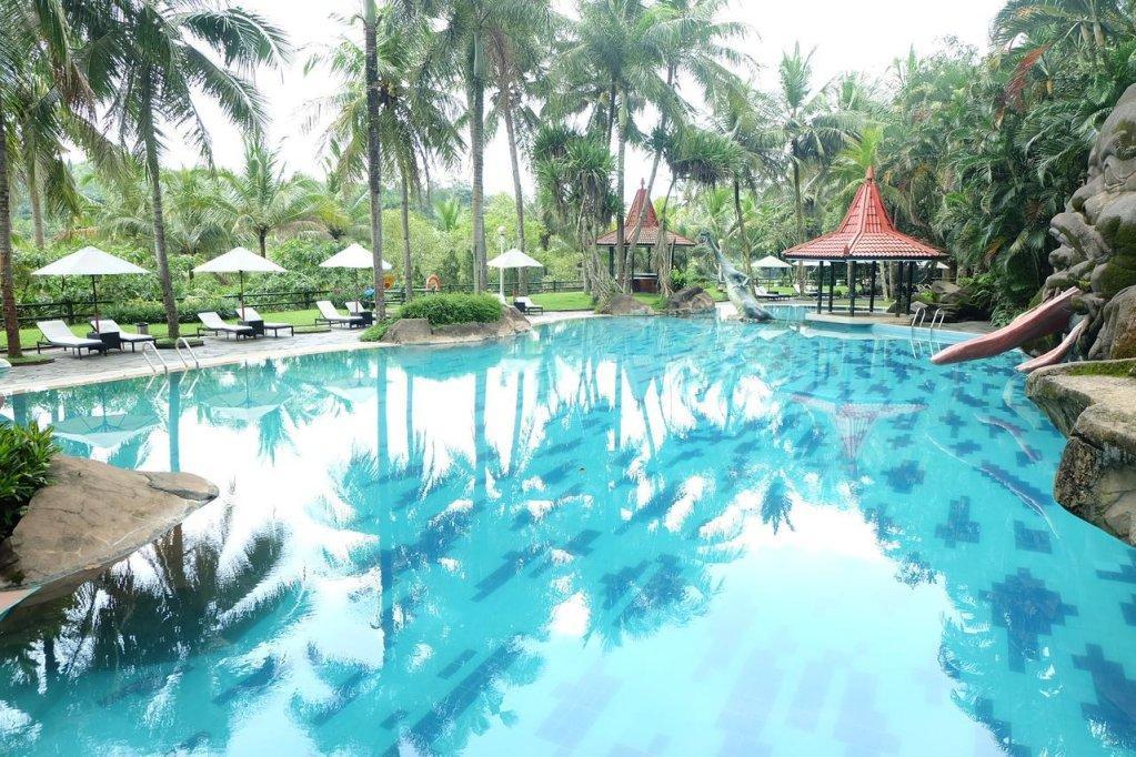 Puri Asri Hotel & Resort Magelang Exterior foto