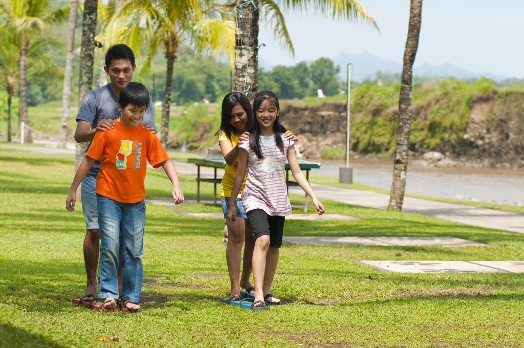Puri Asri Hotel & Resort Magelang Exterior foto